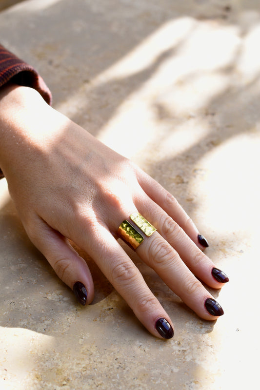 Anillo Pausa dorado