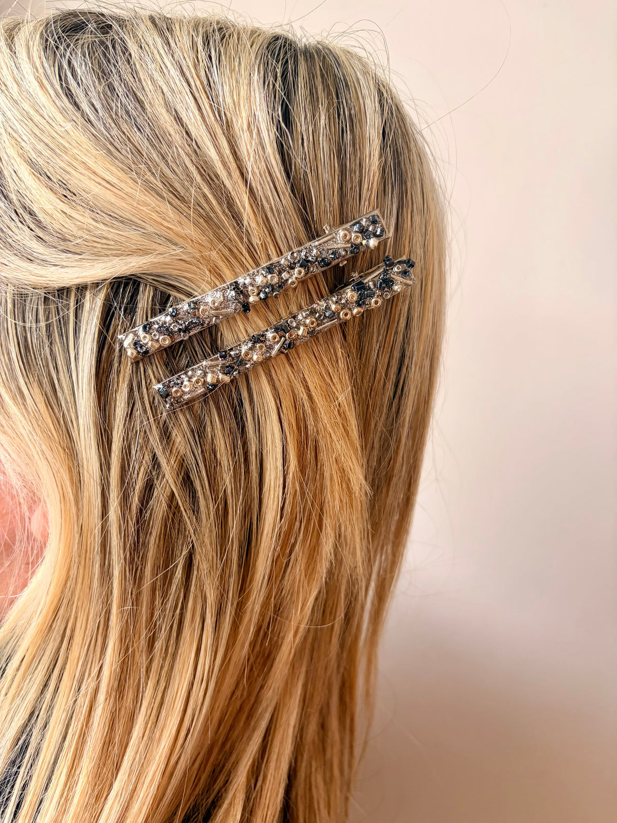 Broche Ancelmo plateado