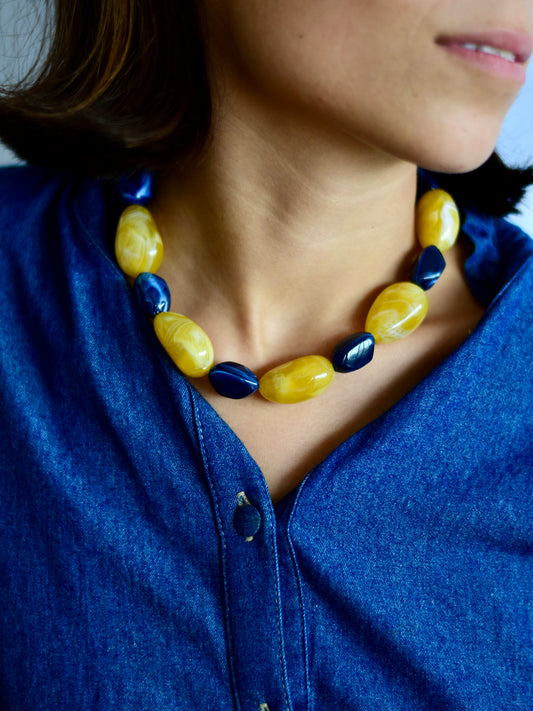 Collar Montaña amarillo