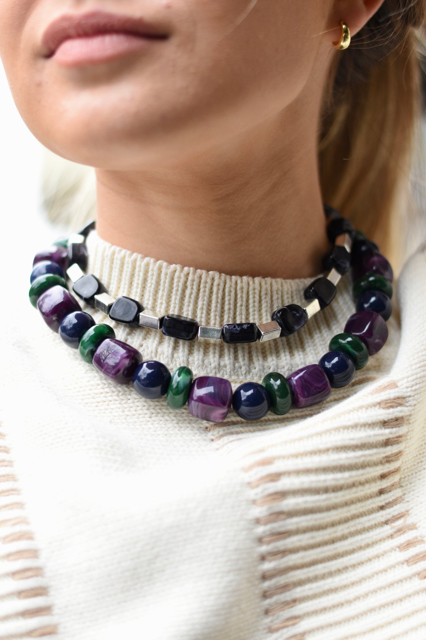 Collar Dion violeta